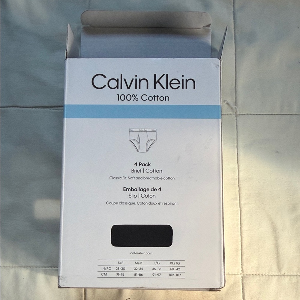 Calvin Klein NWB Men's Classic Fit Black Briefs - 3 Pair - Size Medium - Picture 2 of 3
